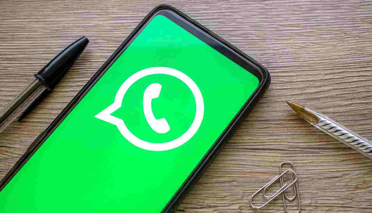 "WhatsApp, ecco il trucco per nascondere lo ""sta scrivendo"" ed avere maggior privacy"