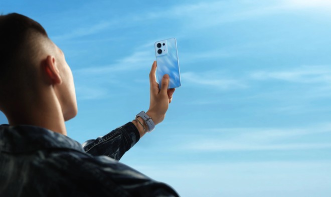 Oppo Reno8 fa il suo debutto ufficiale: un top smartphone in versione Pro e Pro Plus