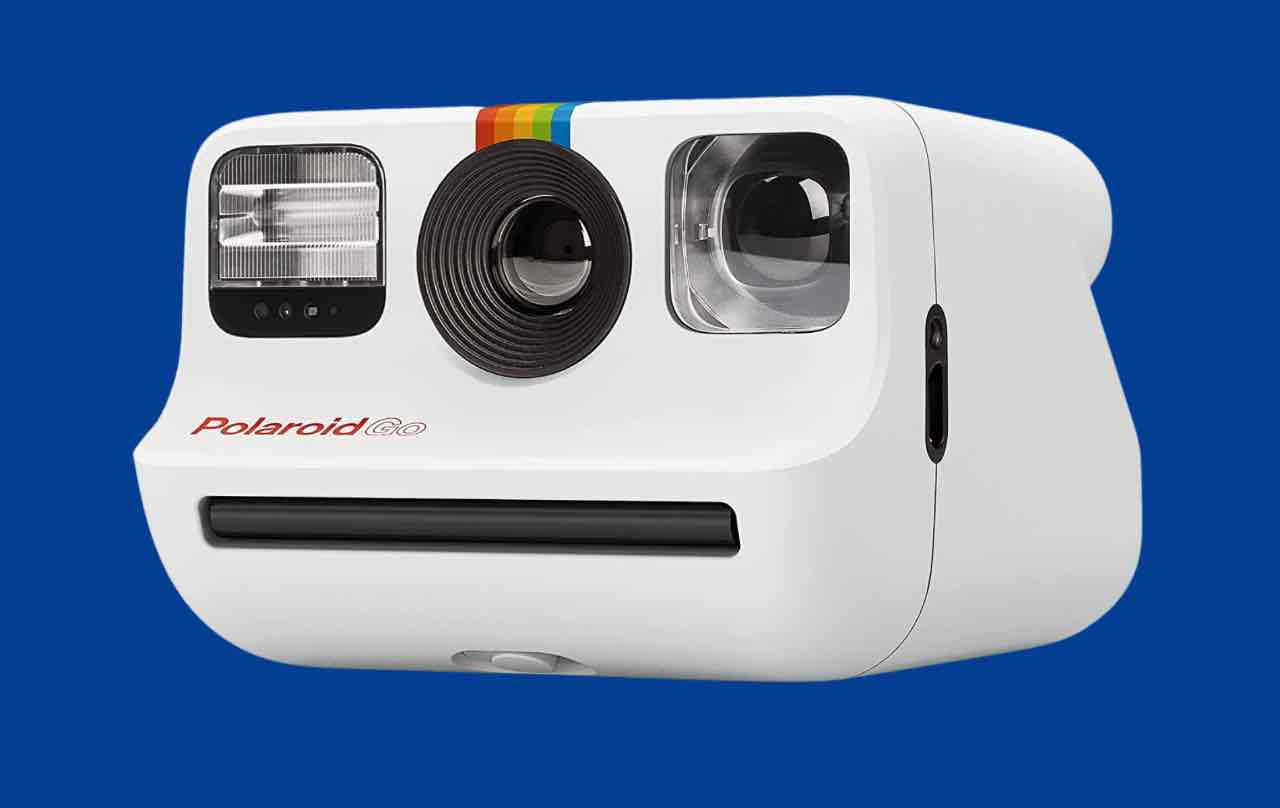 Polaroid: la macchina fotografica vale oggi una fortuna - 020522 www.computermagazine.it