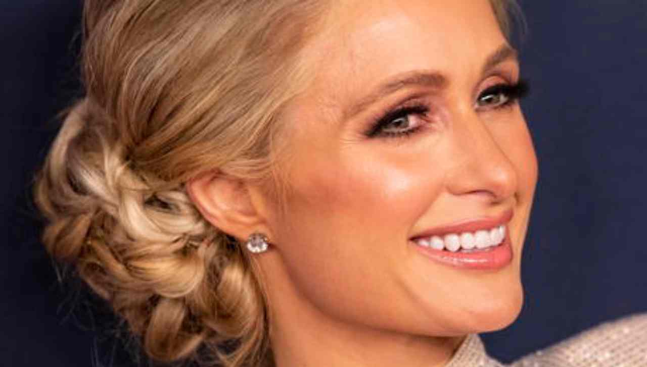 "Torna Paris Hilton e vuole il titolo di ""regina di Meta"""