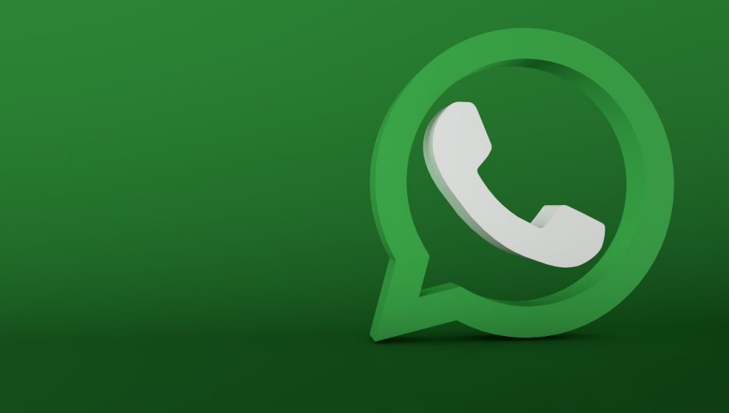 WhatsApp Business ha una nuova funzione per chi collega l'account a diversi dispositivi