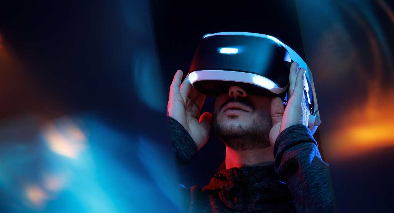 Visore realtà virtuale 20220729 cmag