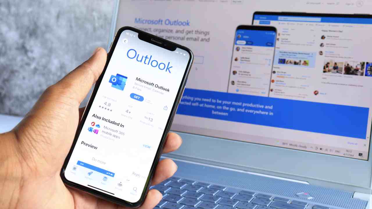 Microsoft al lavoro su Outlook Lite, versione ultra veloce e leggera per i dispositivi con Android OS