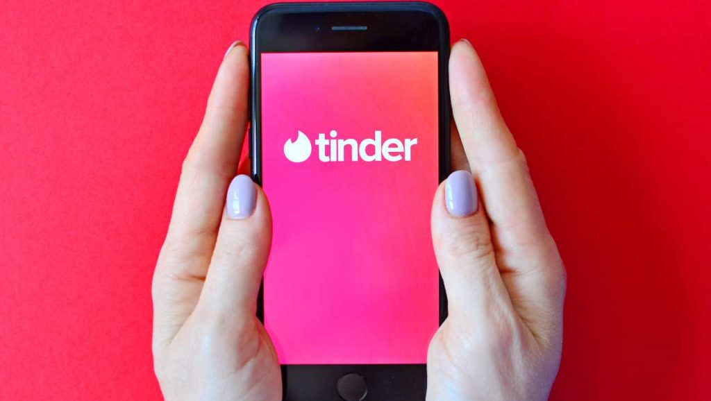 Tinder, ecco tutti i segreti per utilizzarlo al meglio, l'app non ha più segreti