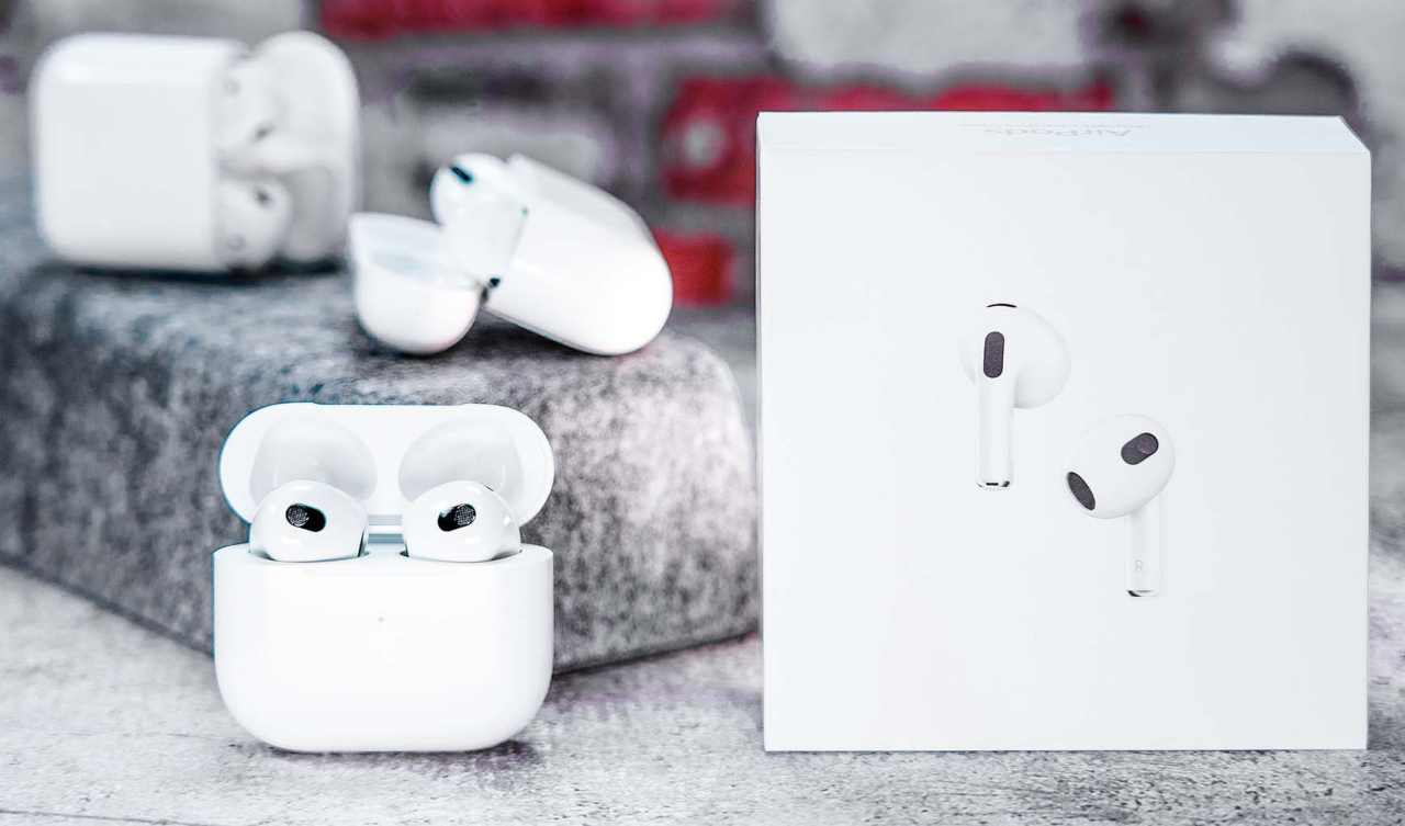 AirPods in offerta, 1/8/2022 - Computermagazine.it