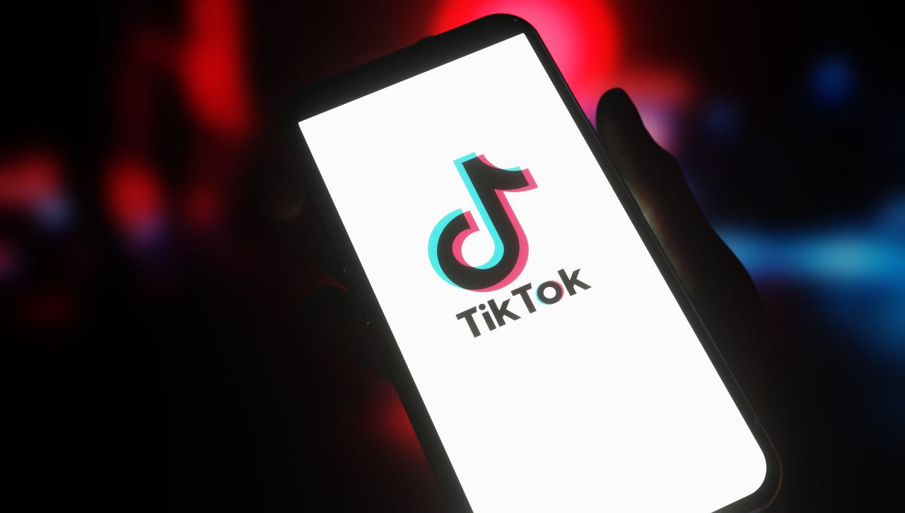 TikTok entra in politica con l'attivazione del Centro Elezioni per non essere truffati