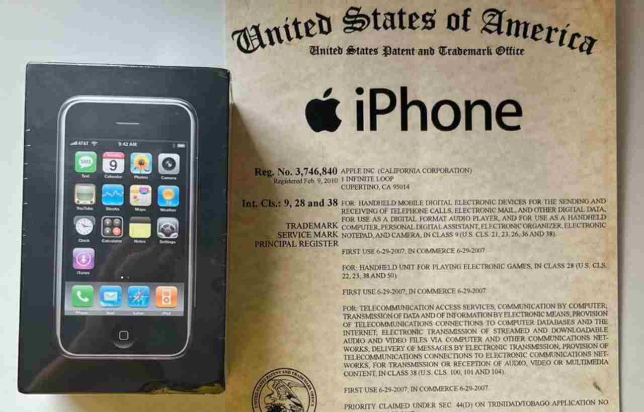 Apple iPhone 2G eBay ComputerMagazine.it 25 Settembre 2022