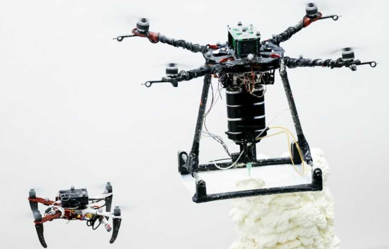 BuilDrones Imperial College Nature ComputerMagazine.it 24 Settembre 2022