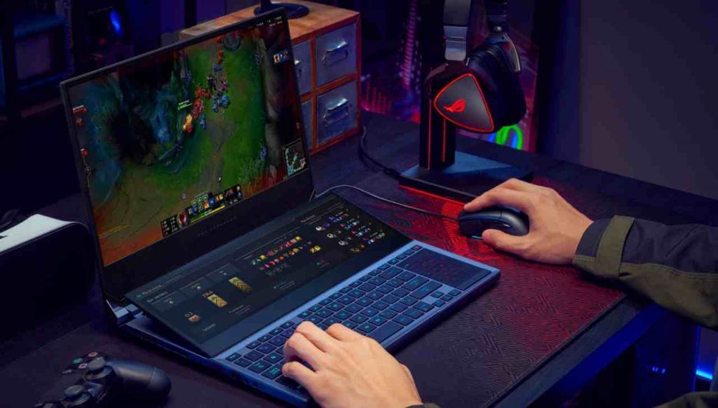 ASUS ROG Zephyrus Duo 16, una formidabile macchina da gaming con doppio display travestita da notebook