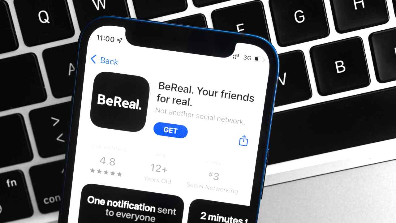 BeReal dopo il sorpasso ai Social "classici" pensa di lanciare una versione Premium per monetizzare