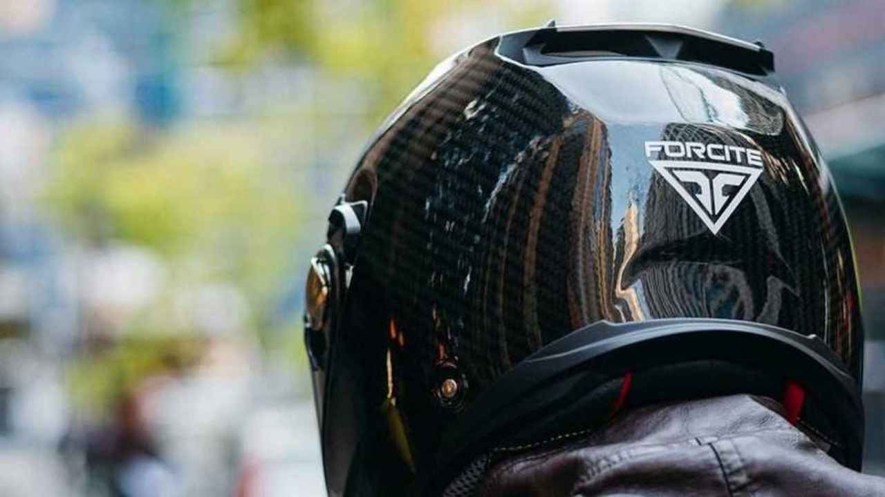 Ecco Forcite MK1S, il casco intelligente che ogni (o quasi) motociclista vorrebbe