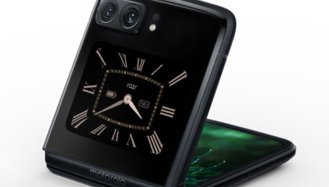 Razr 2022 il capolavoro di Motorola si presenta in gran forma per sbarazzarsi di Apple e Samsung