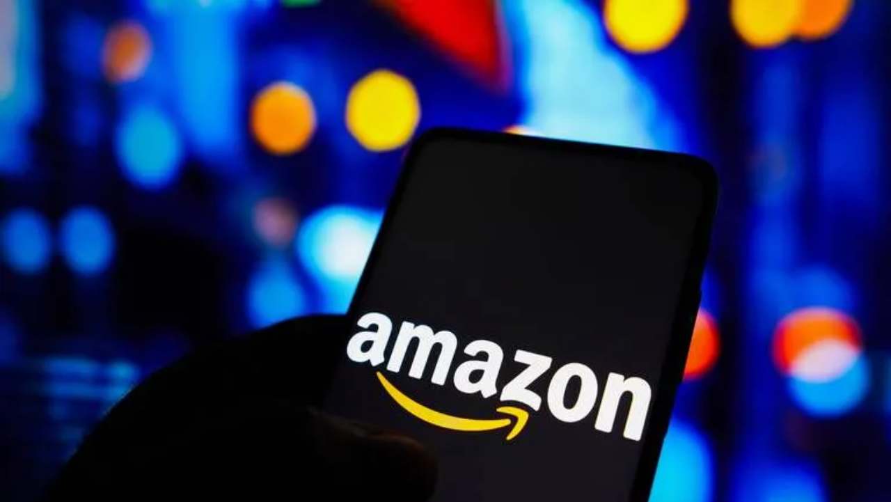 Allarme Amazon, registrati sempre più furti d'identità: ecco come proteggersi