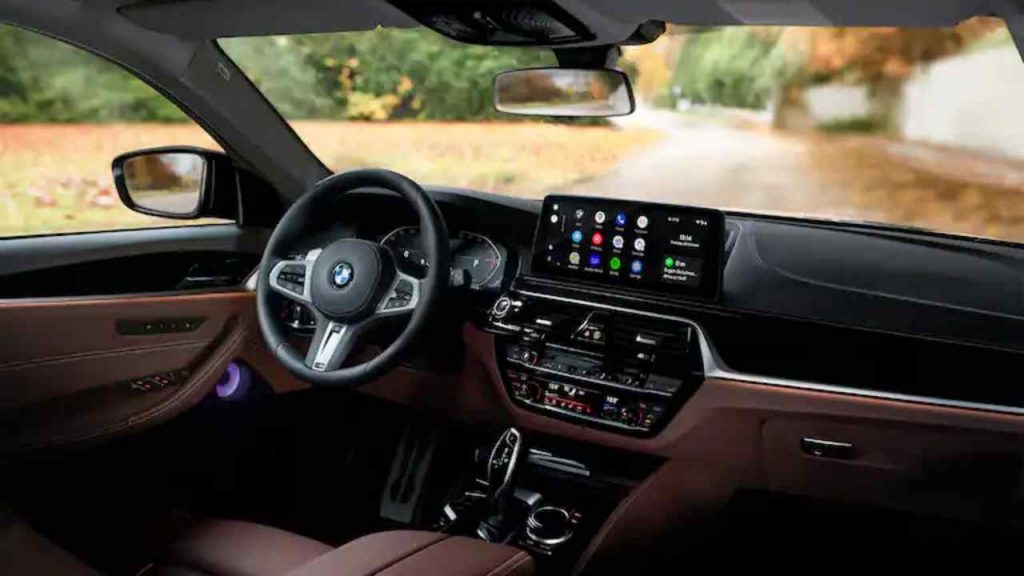 Smartphone usato come chiave? Non solo, l'accoppiata BMW e Android ti permette il controllo totale