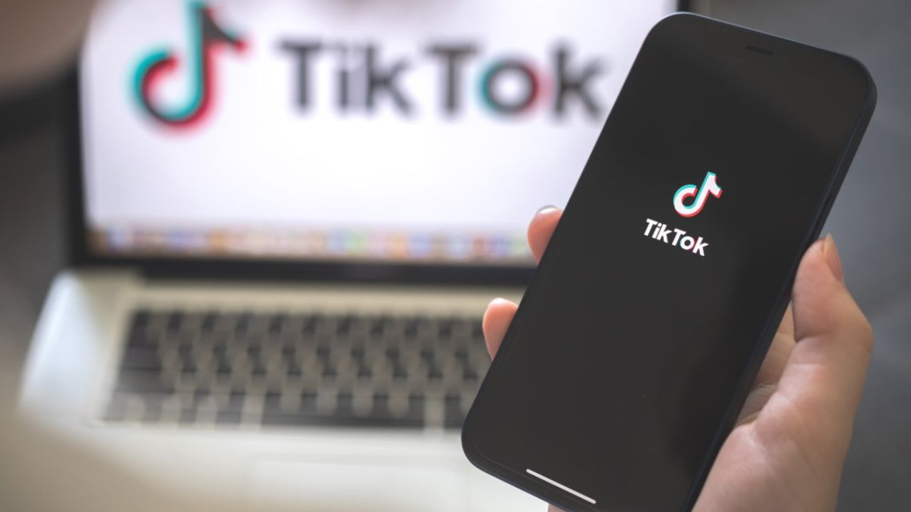 tiktok dati 1