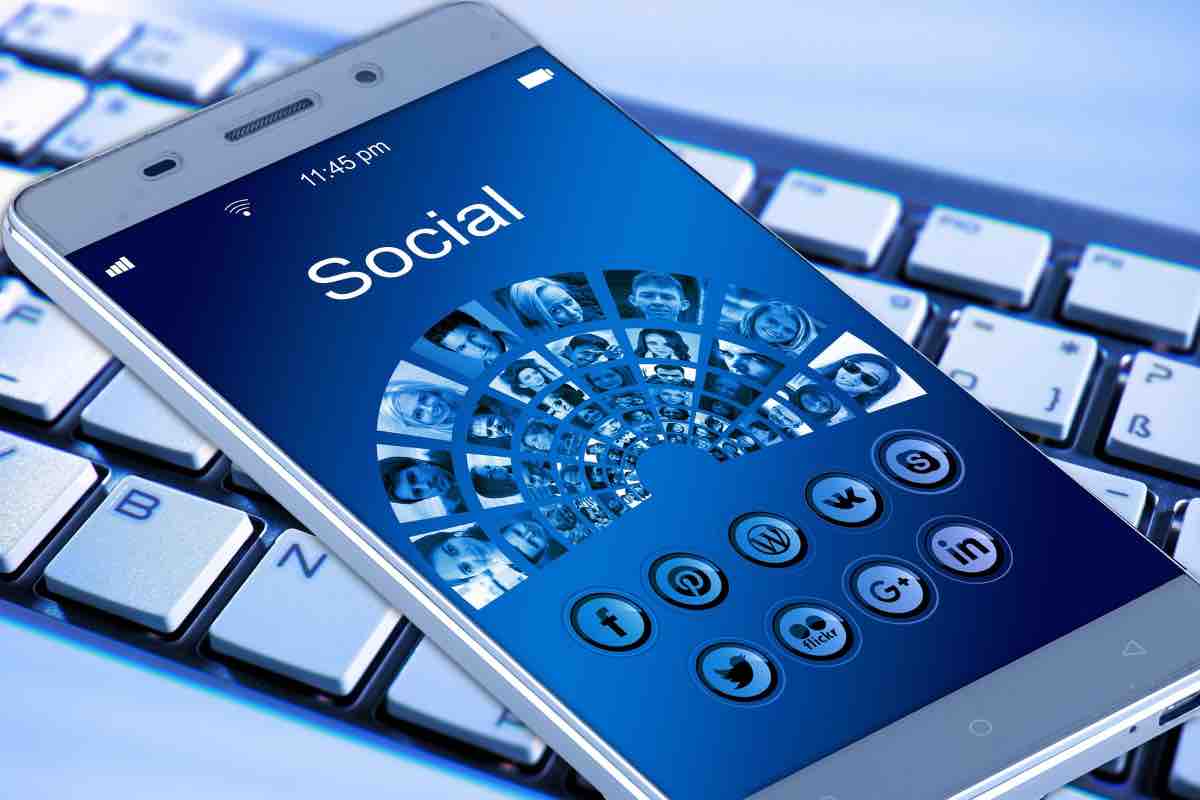 Social e privacy, cosa sanno di noi i social network