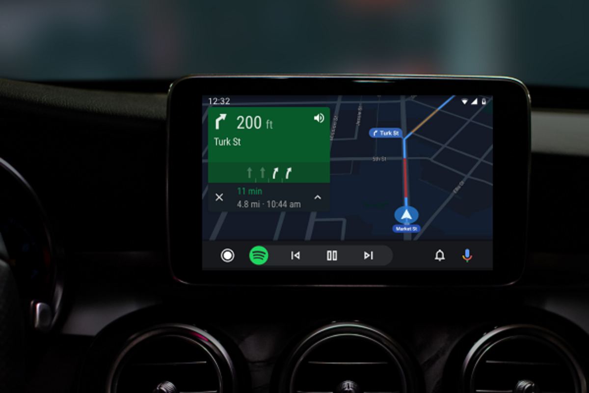 Android Auto introduce le videochiamate in auto