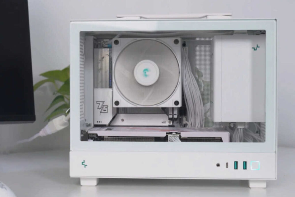 DeepCool Mini-ITX CH160